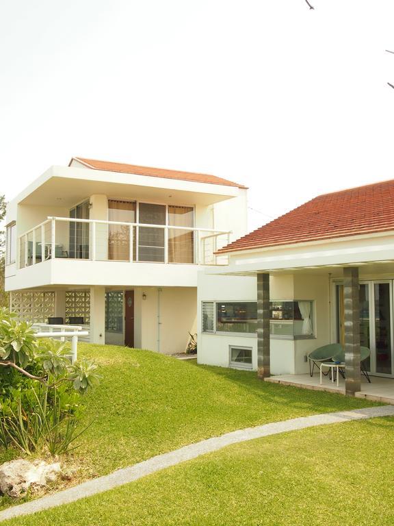 Keiki Beachhouse & Cafe Hotel Nakijin Luaran gambar